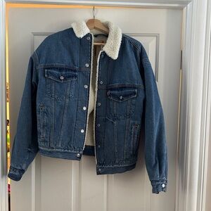 Levi's Strauss Jacket with Cream Sherpa Lining 90s Trucker Jacket XS
